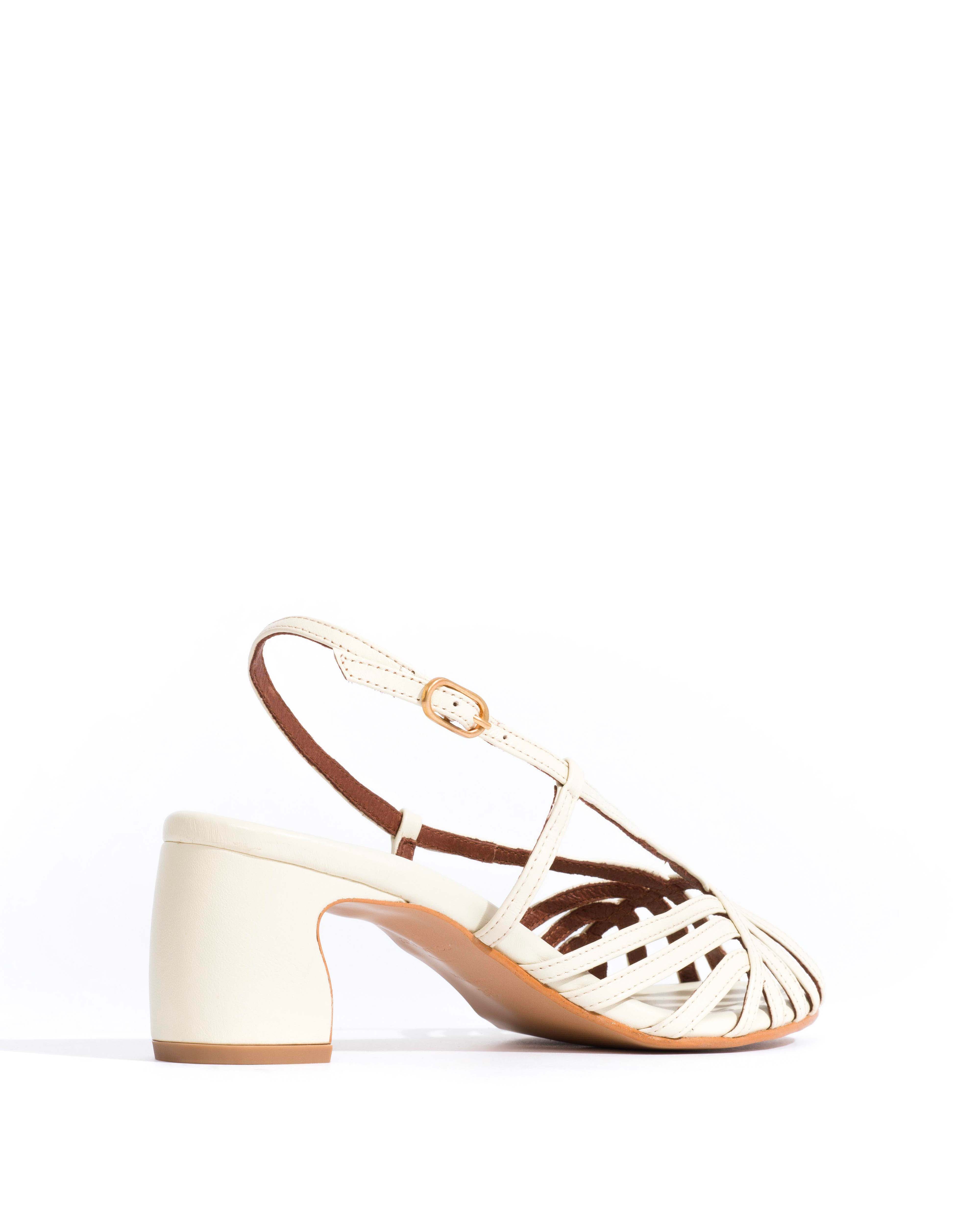 Briddie 50 Shiny lamb White sand