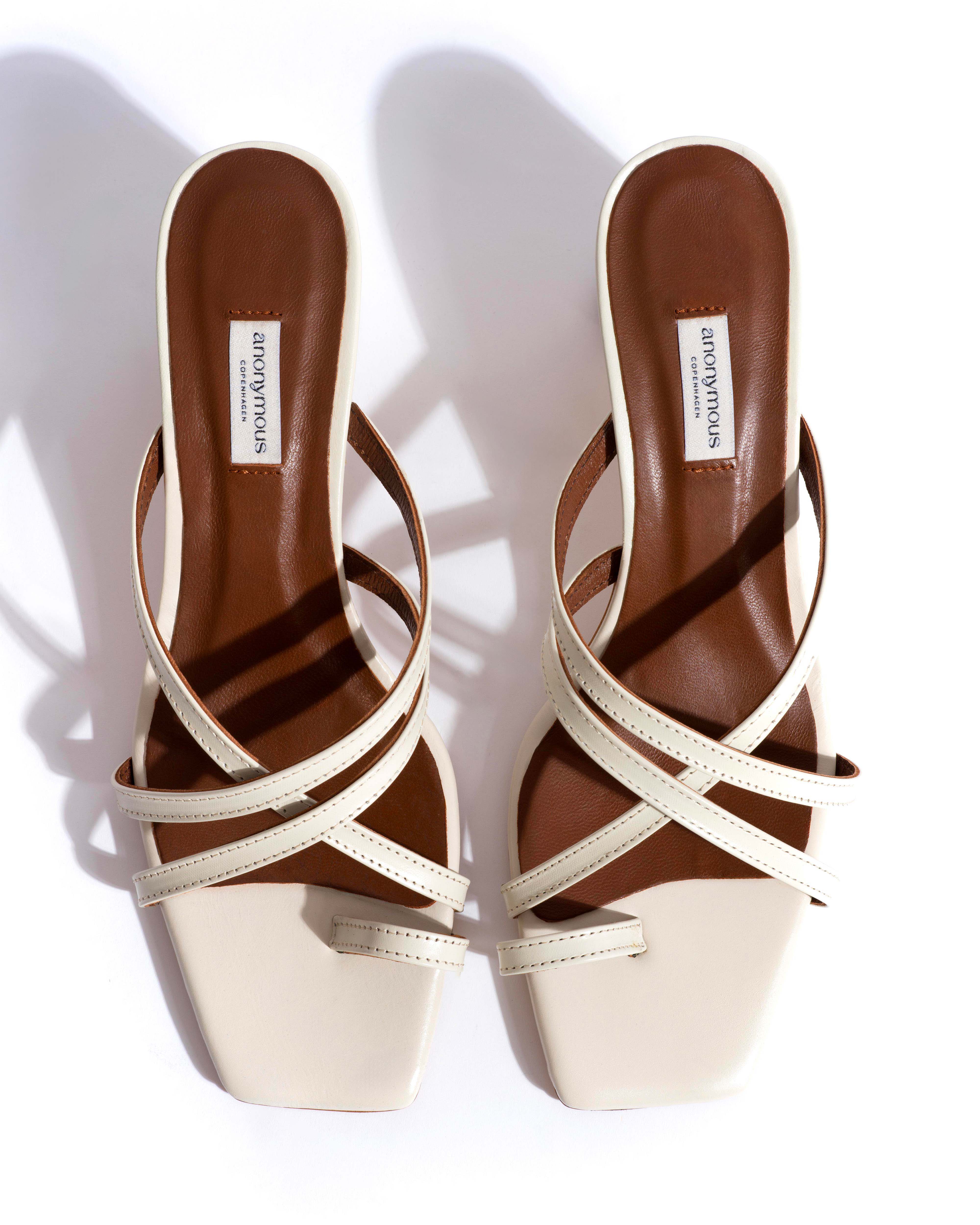 Kimber 60 Crinkled polished goat White sand