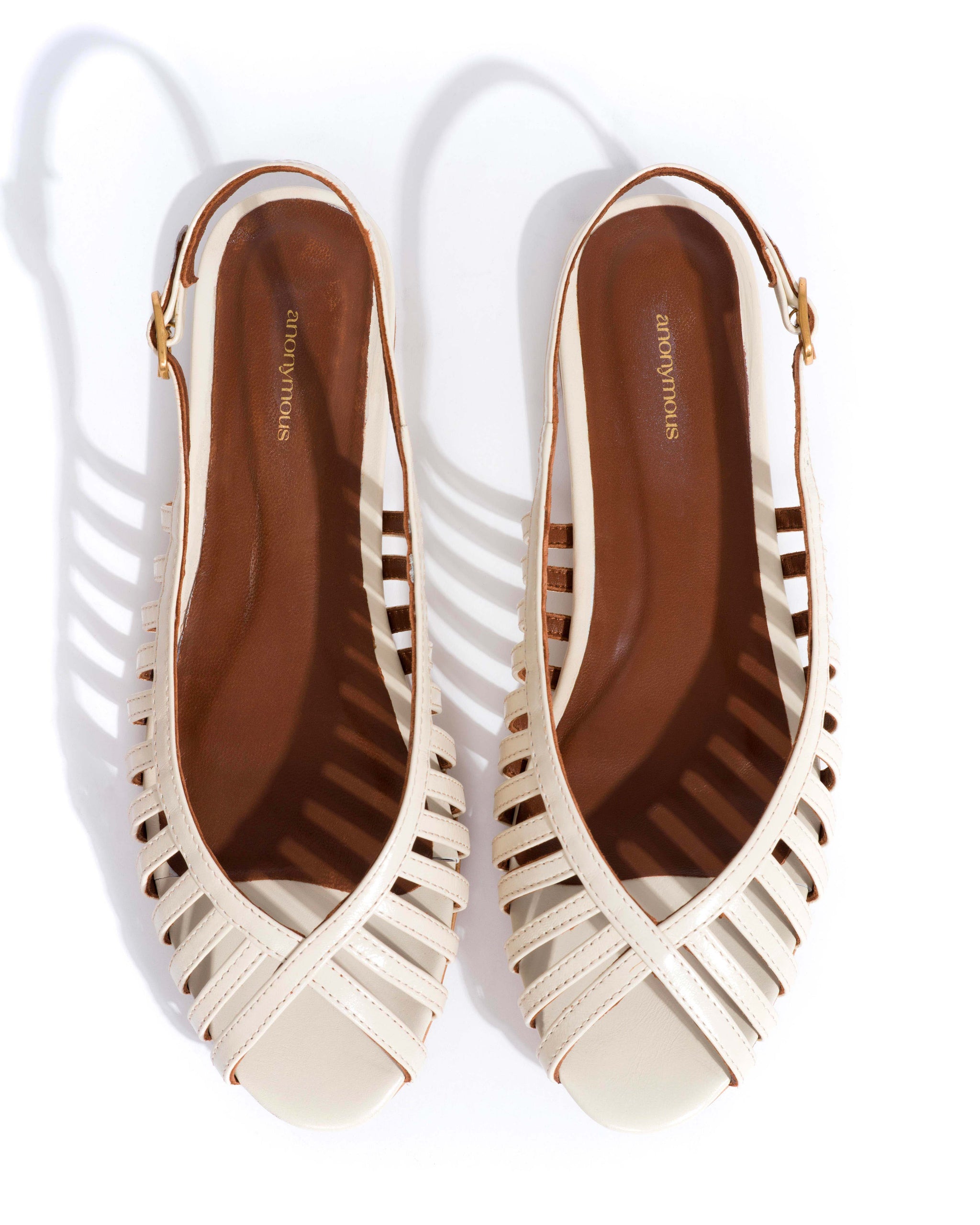 Carminho 10 Crinkled polished goat White sand - Anonymous Copenhagen Flat sandals