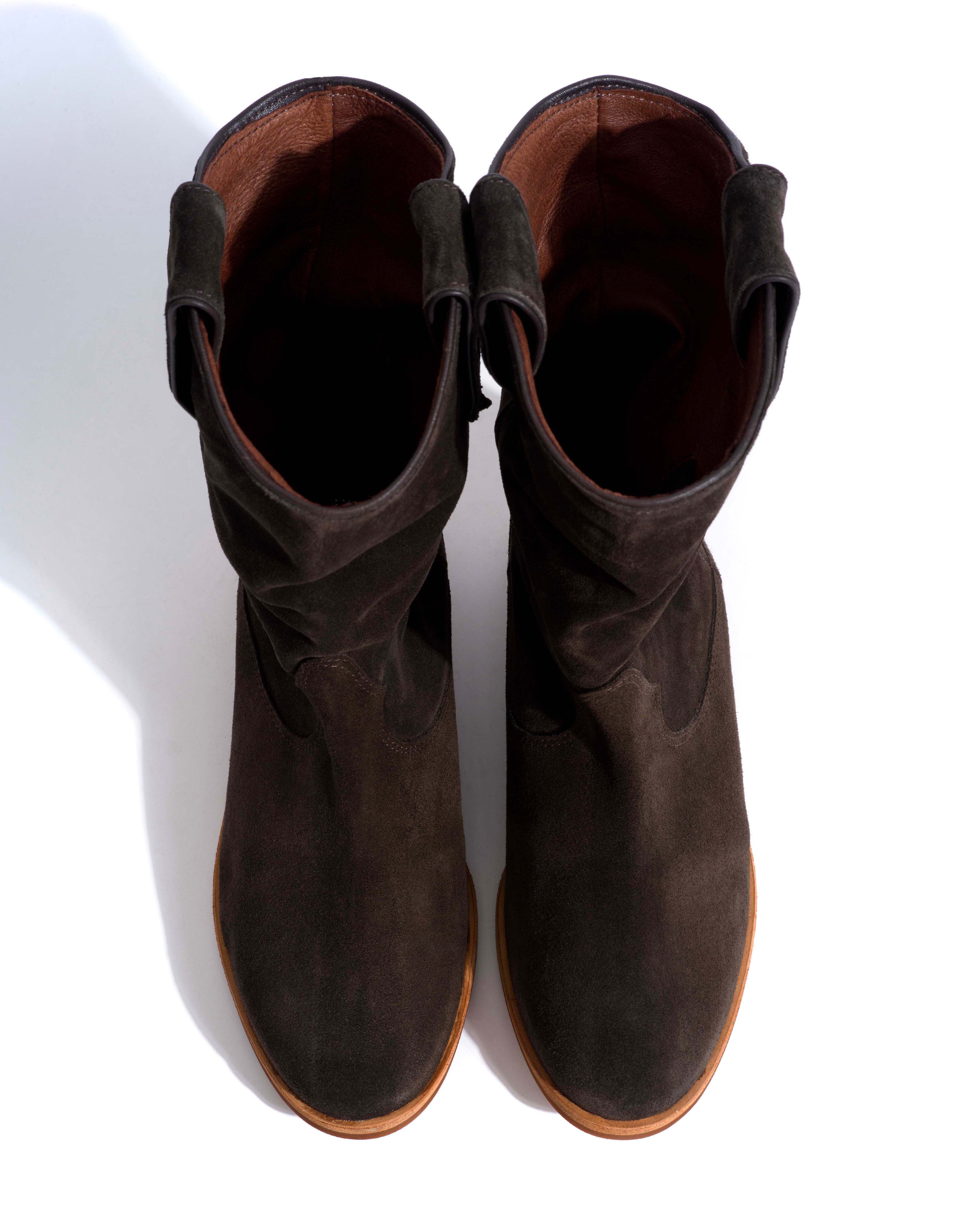 Claudia Calf suede Espresso brown