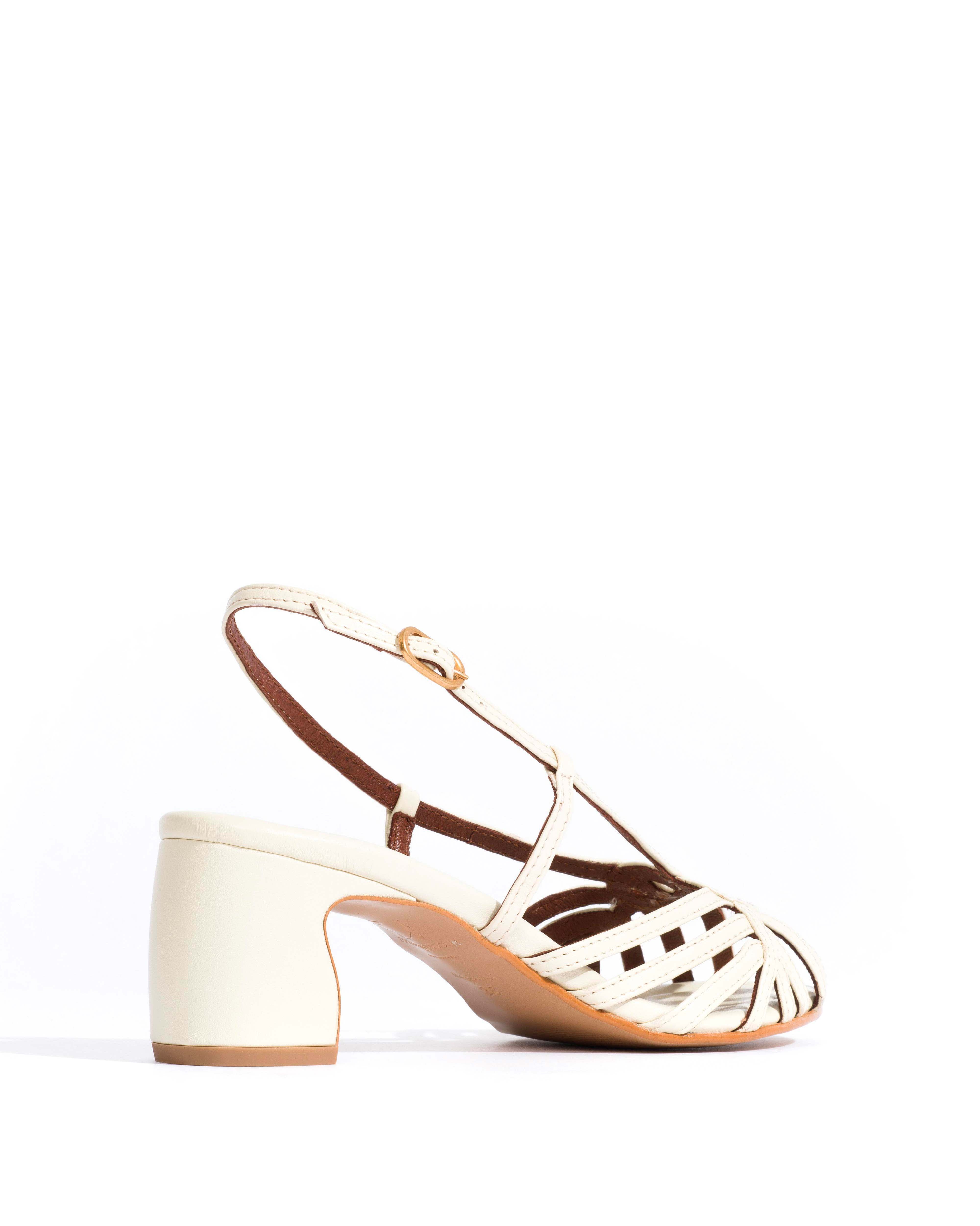 Briddie 50 heart Shiny lamb White sand