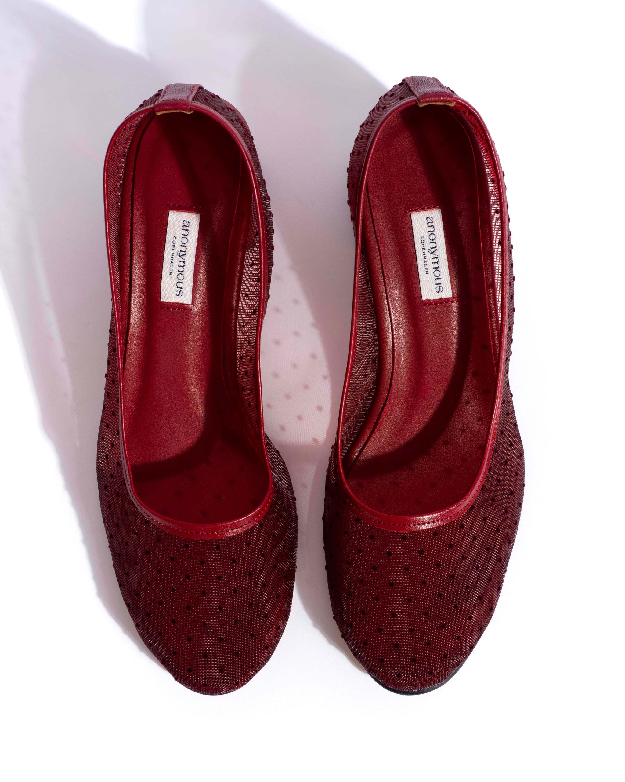 Sacha 40 mesh Shiny lamb & dot velvet mesh Pomegranate - Anonymous Copenhagen Heels