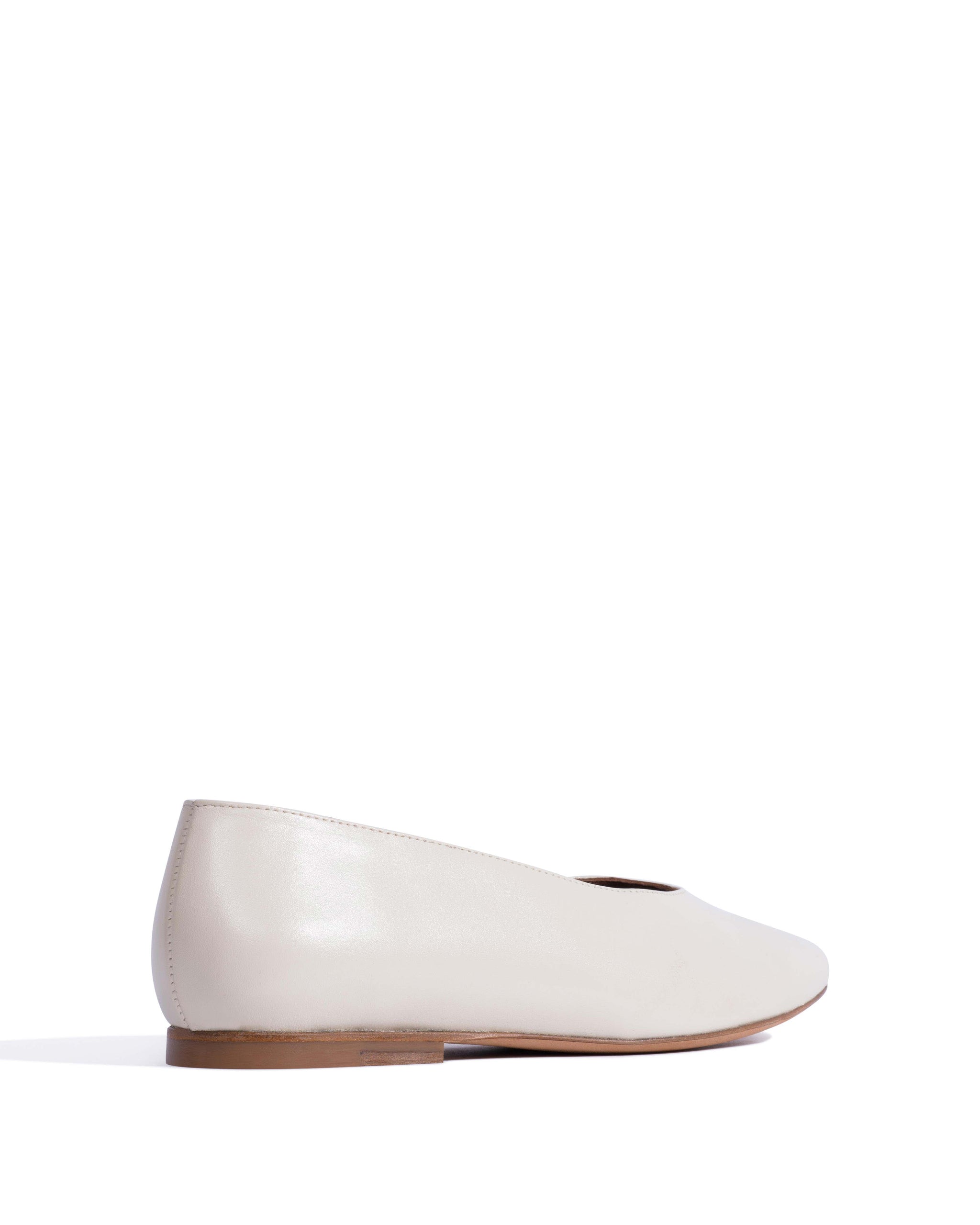 Silja 10 Shiny lamb White sand - Anonymous Copenhagen Flat sandals