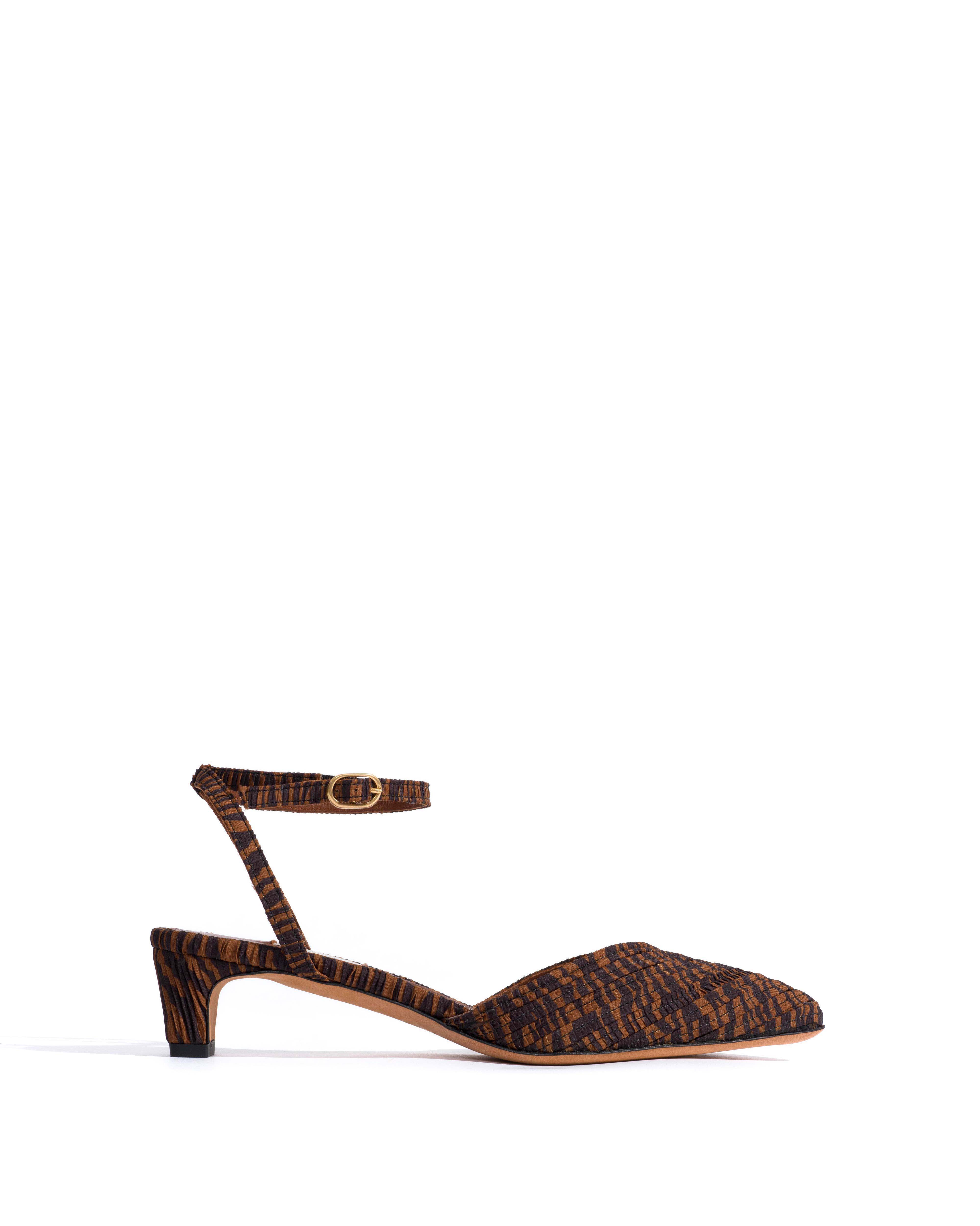 Givia 40 Pleated zebra Chocolate shades