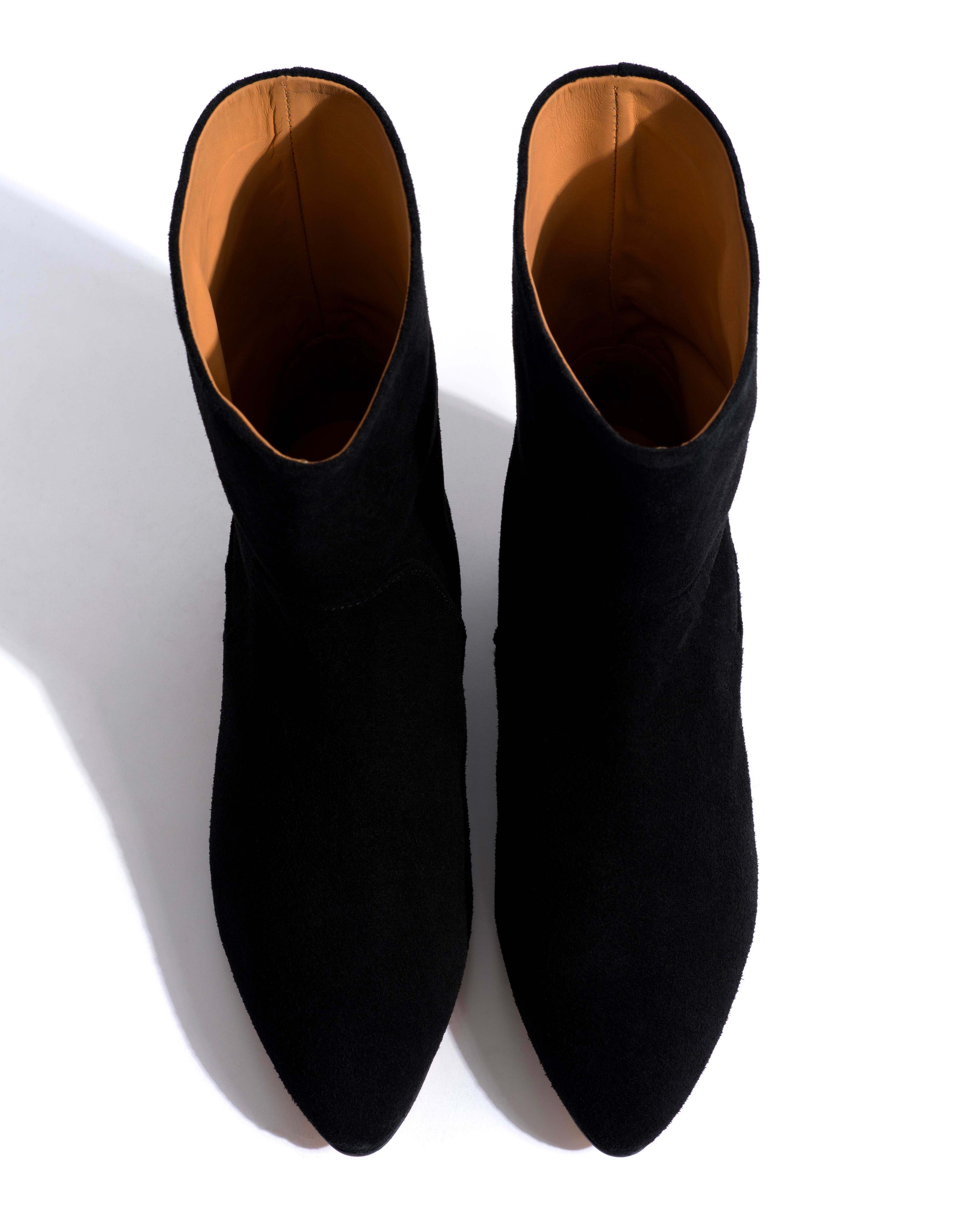 Vanni 20 Calf suede Black
