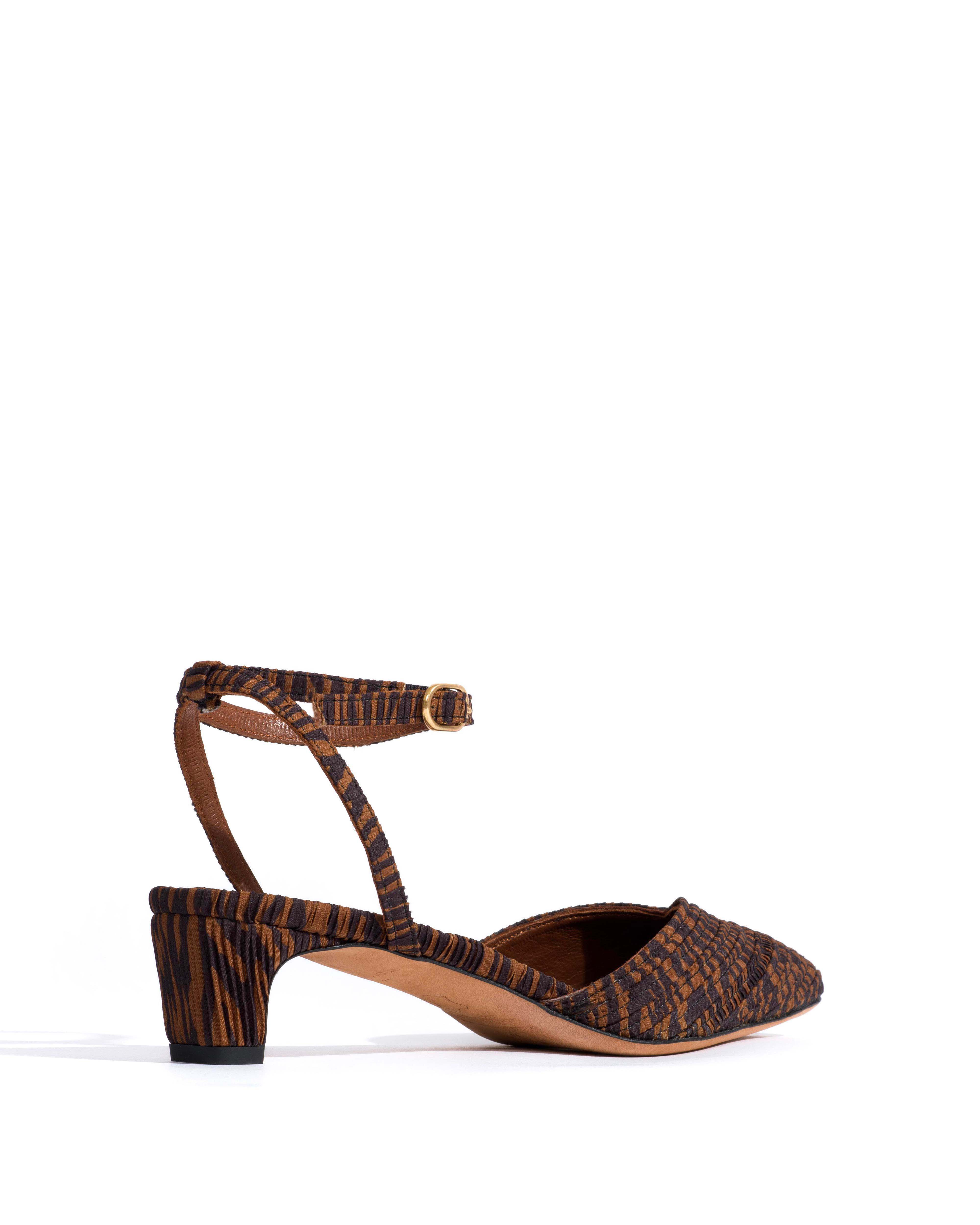 Givia 40 Pleated zebra Chocolate shades