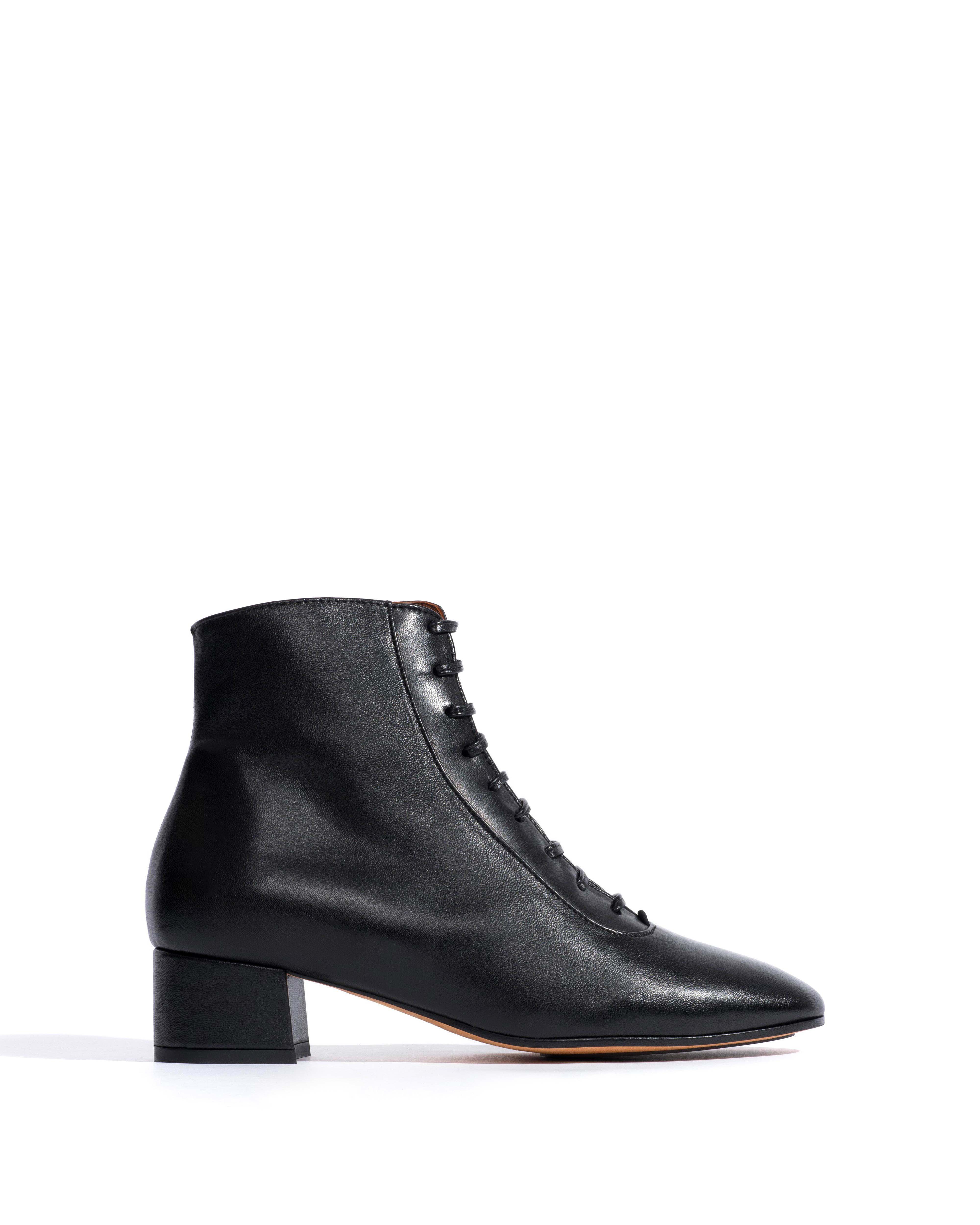 Janie 40 Shiny lamb Black