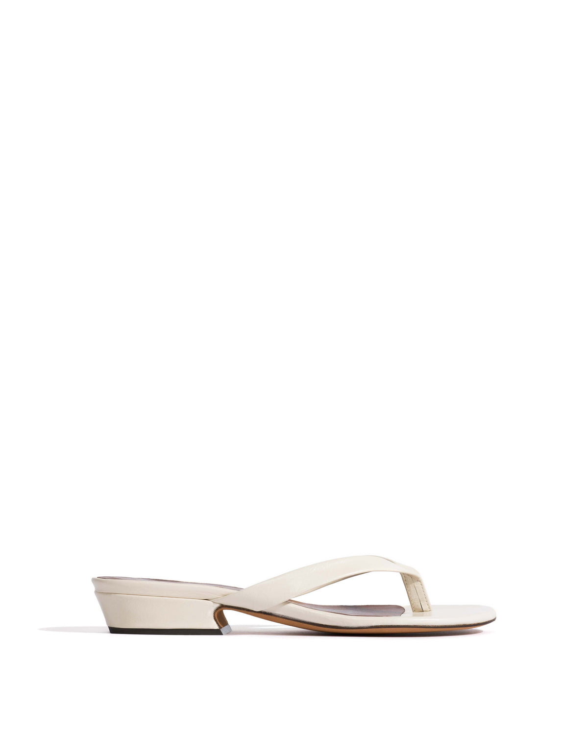 Chung 25 Crinkled polished goat White sand