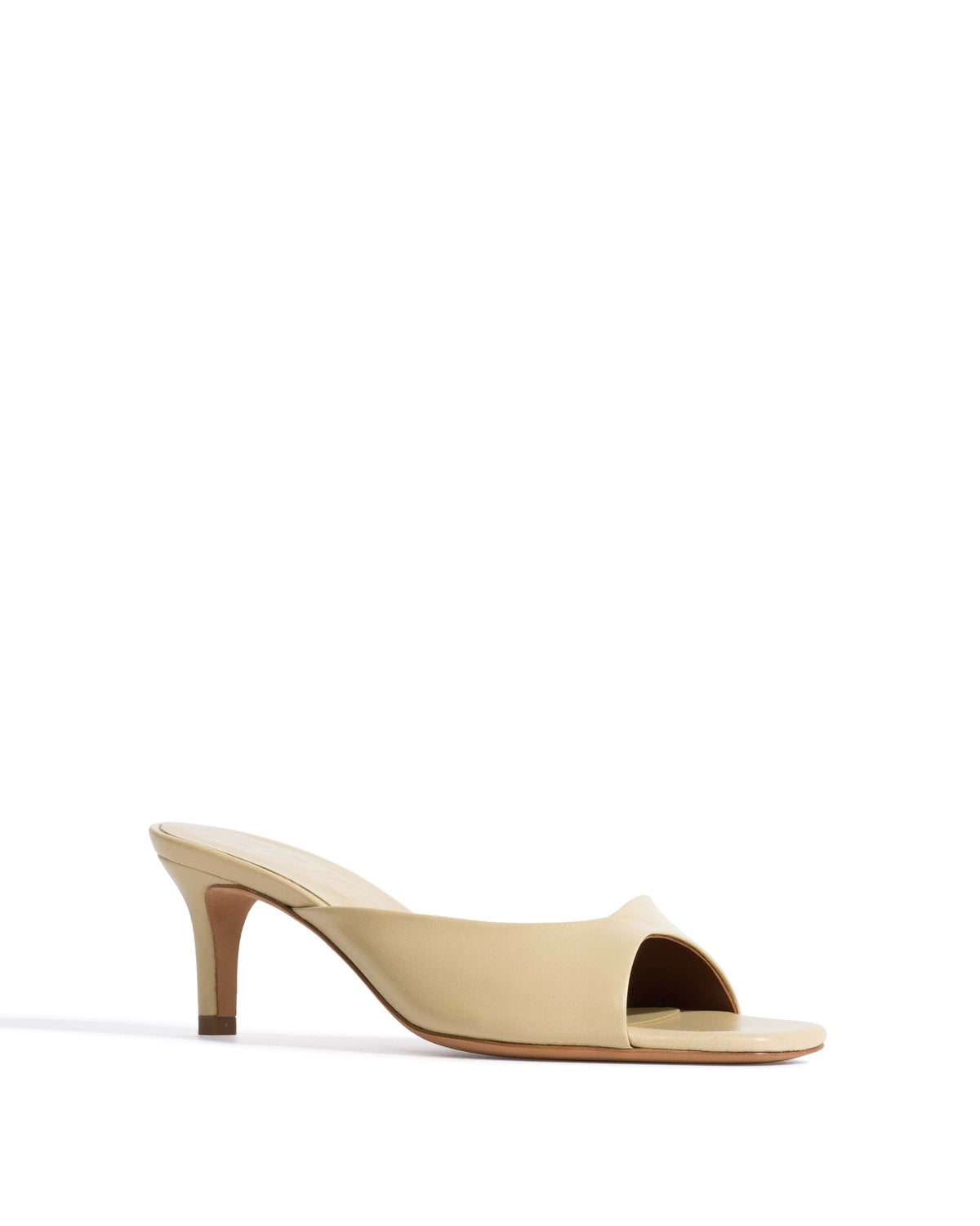 Mazy 55 Shiny lamb Butter yellow