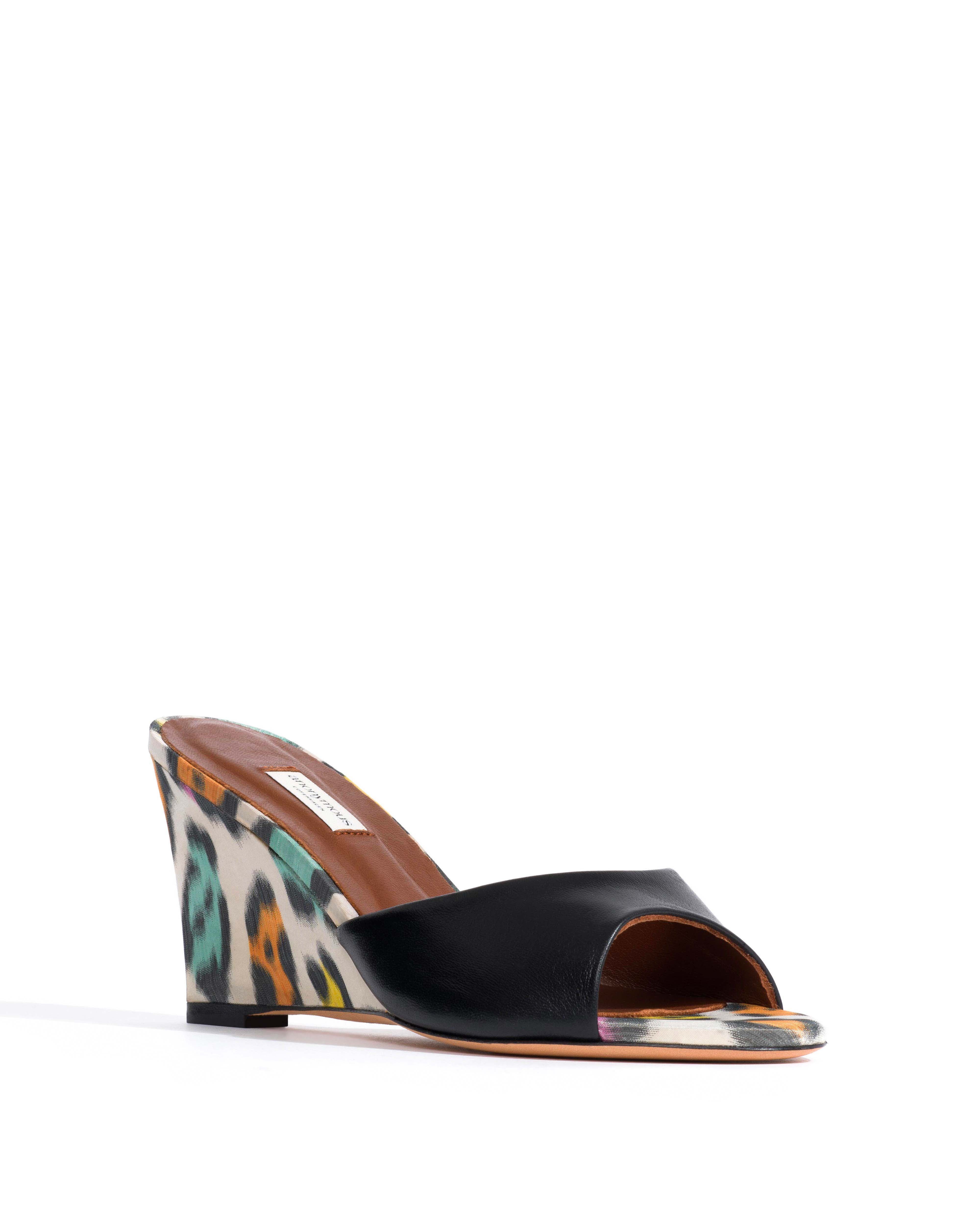 Gwen 75 wedge Shiny lamb & satin print Black & multicolor leopard