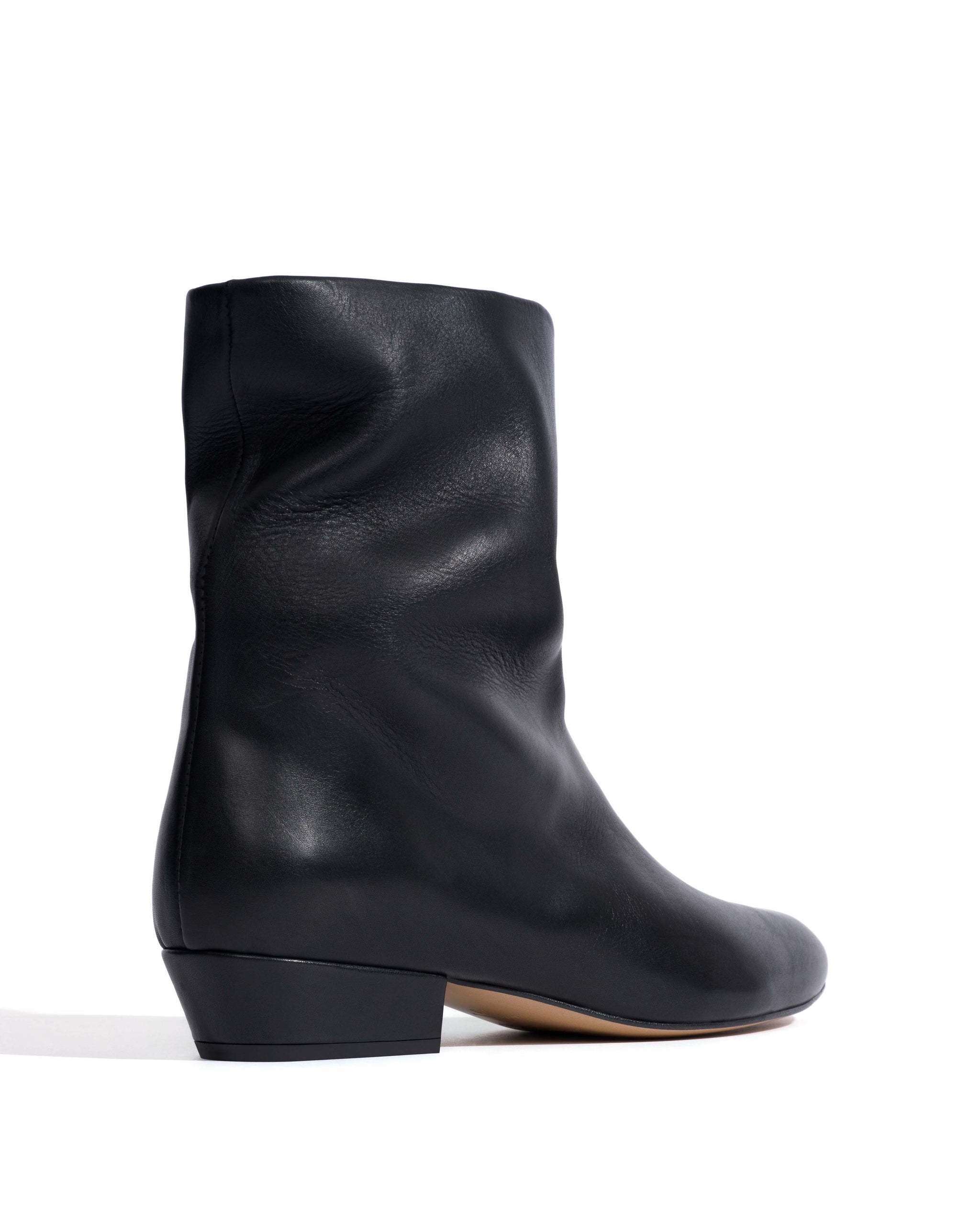 Vully 20 Soft calf Black