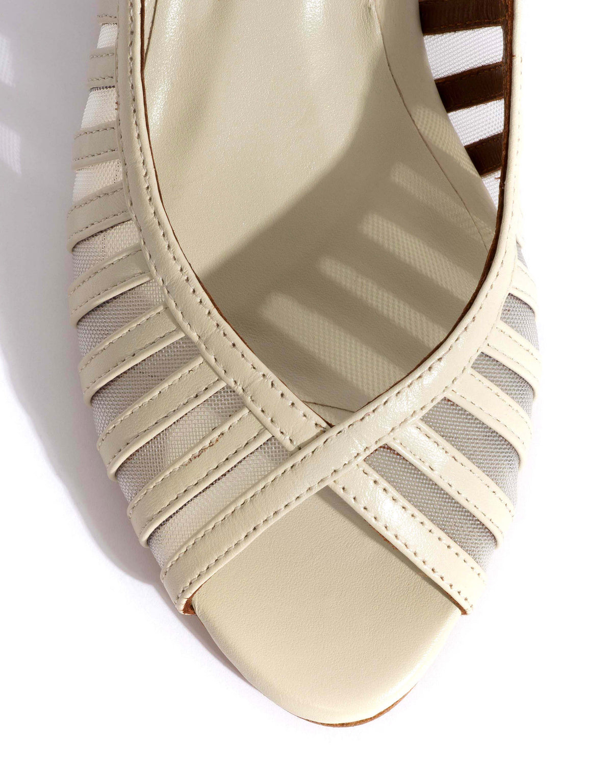 Carminho 40 mesh Shiny lamb & mesh White sand