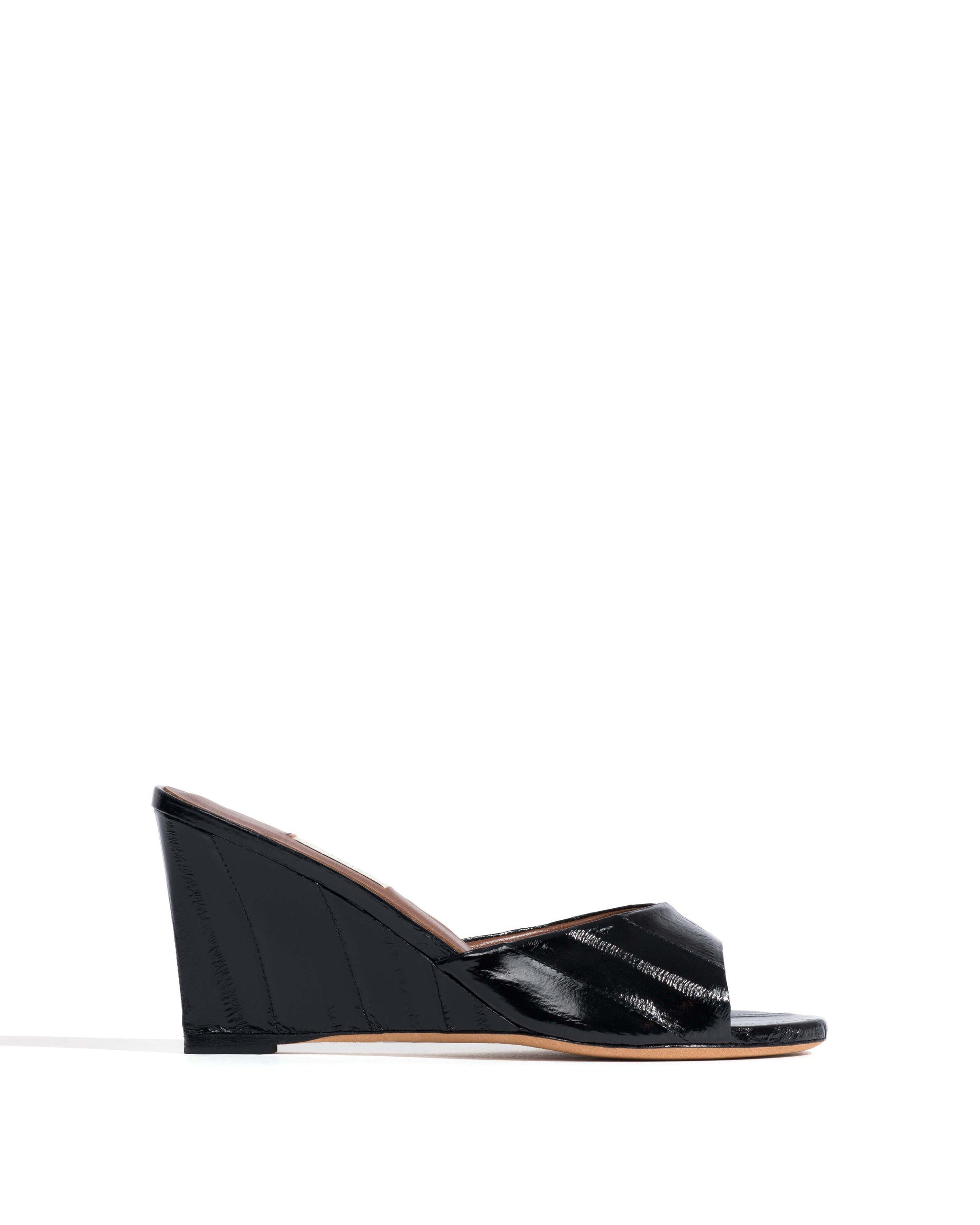 Gwen 75 wedge Shiny eel Black