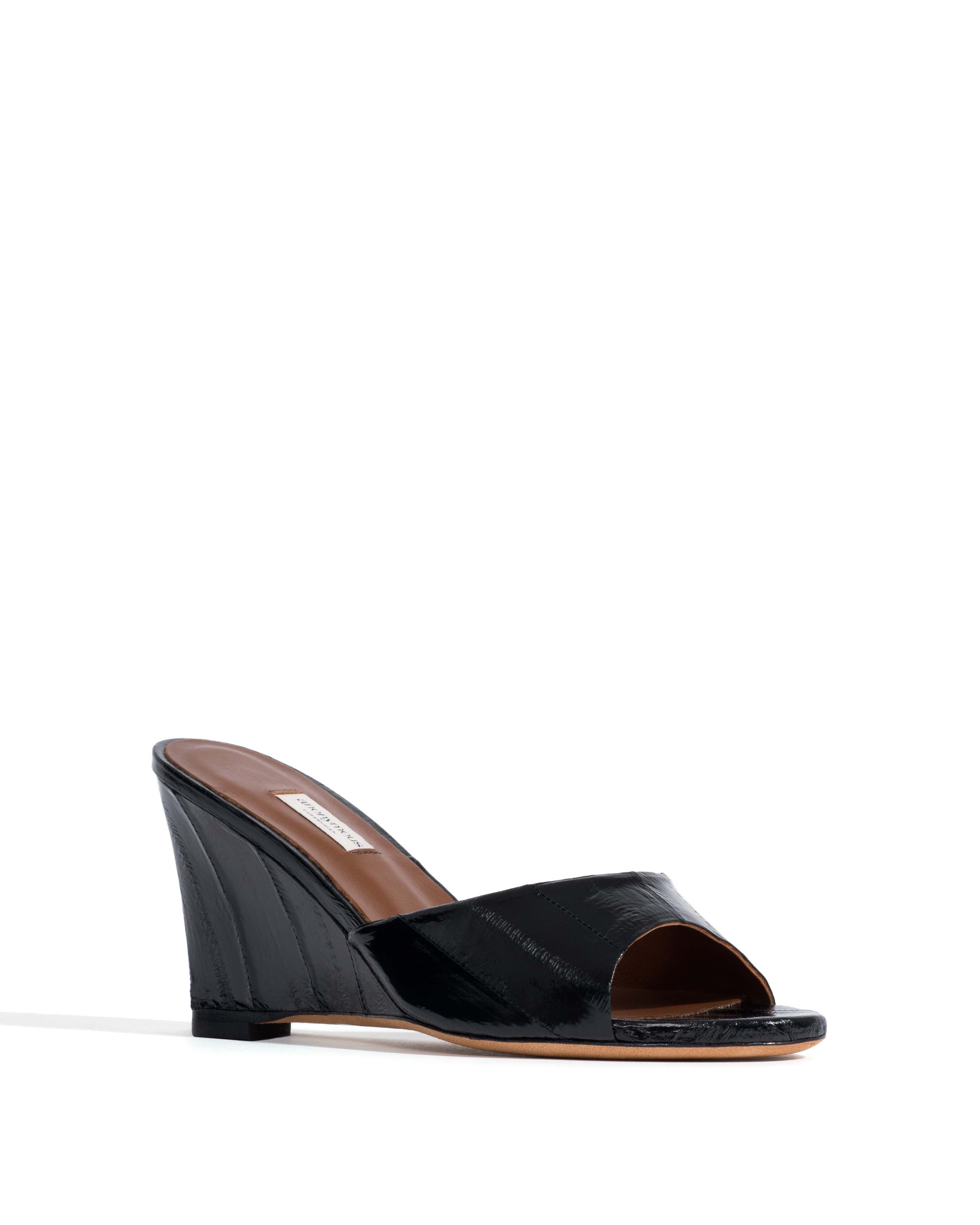Gwen 75 wedge Shiny eel Black