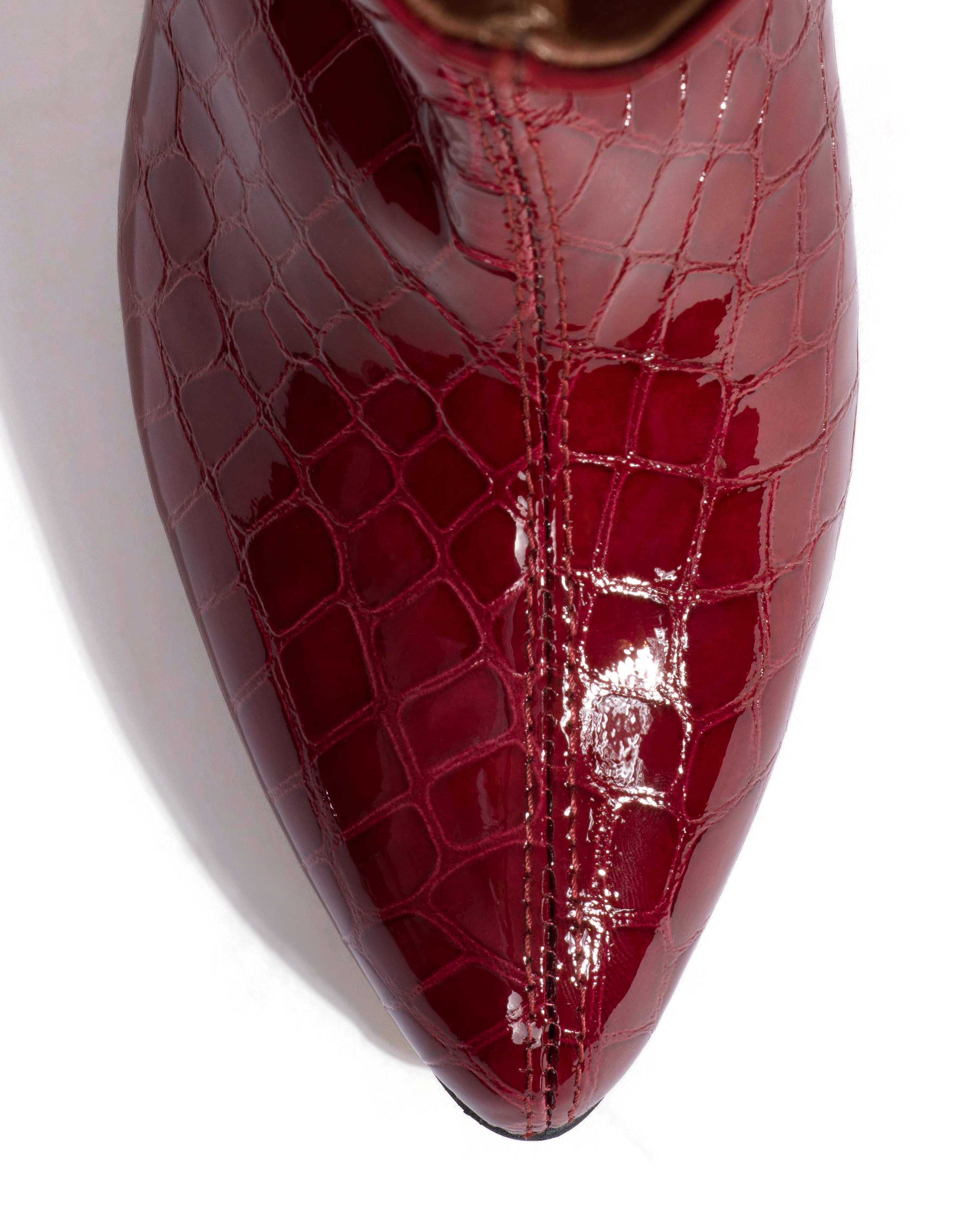 Vully 50 stiletto Polished croco calf Pomegranate