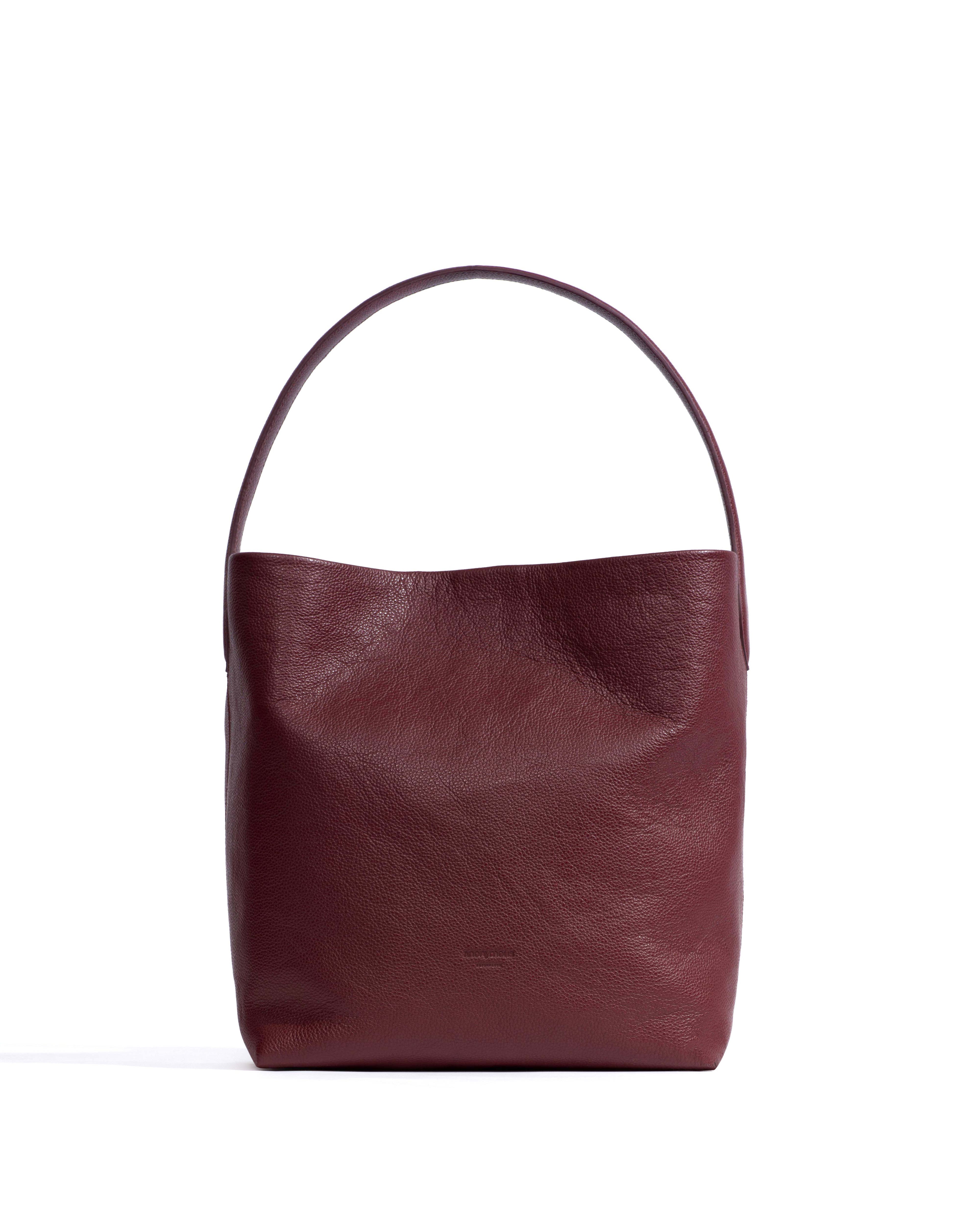 Versa everyday bag Pebbled soft calf Pomegranate