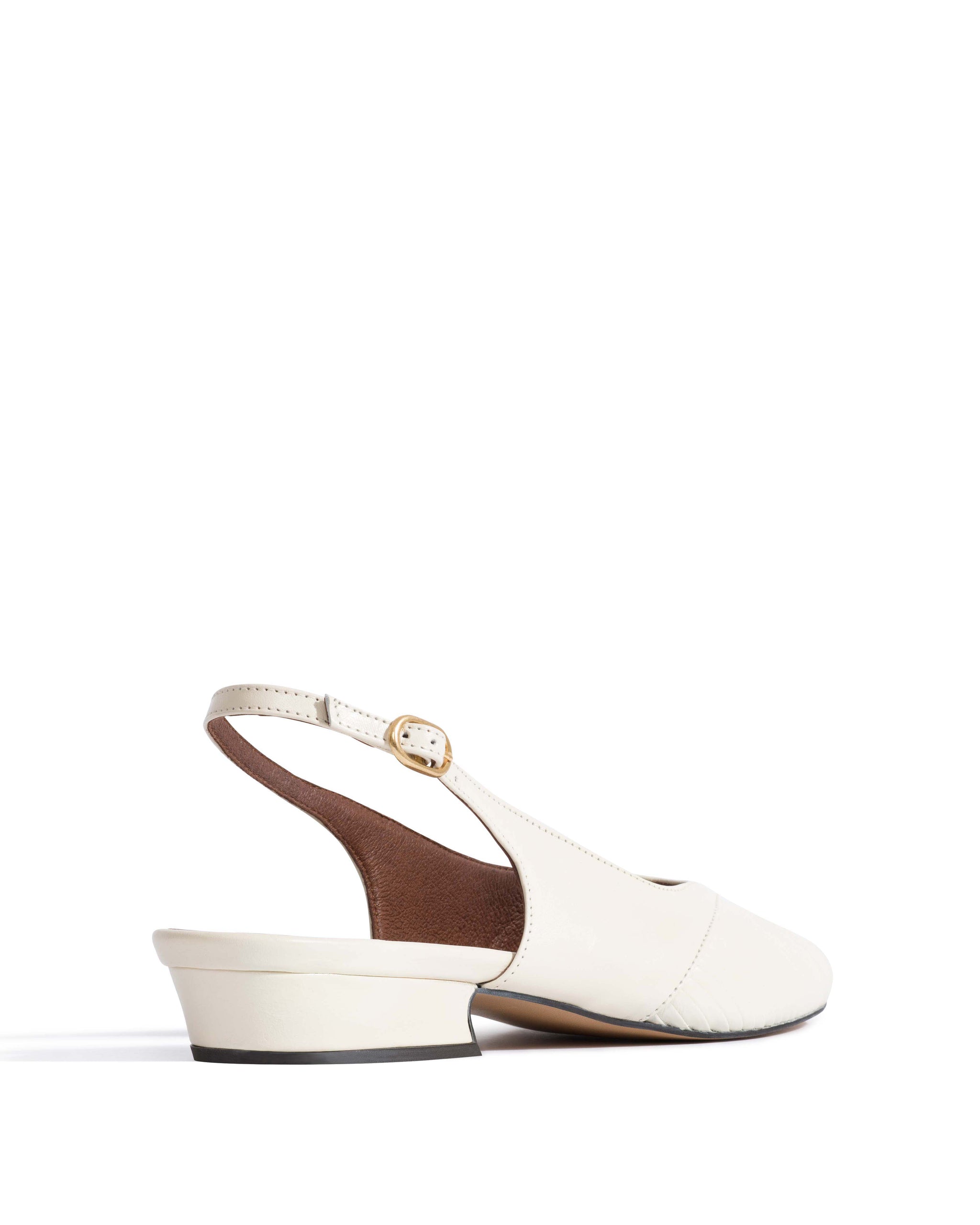 Cassandra 25 Crinkled polished goat White sand