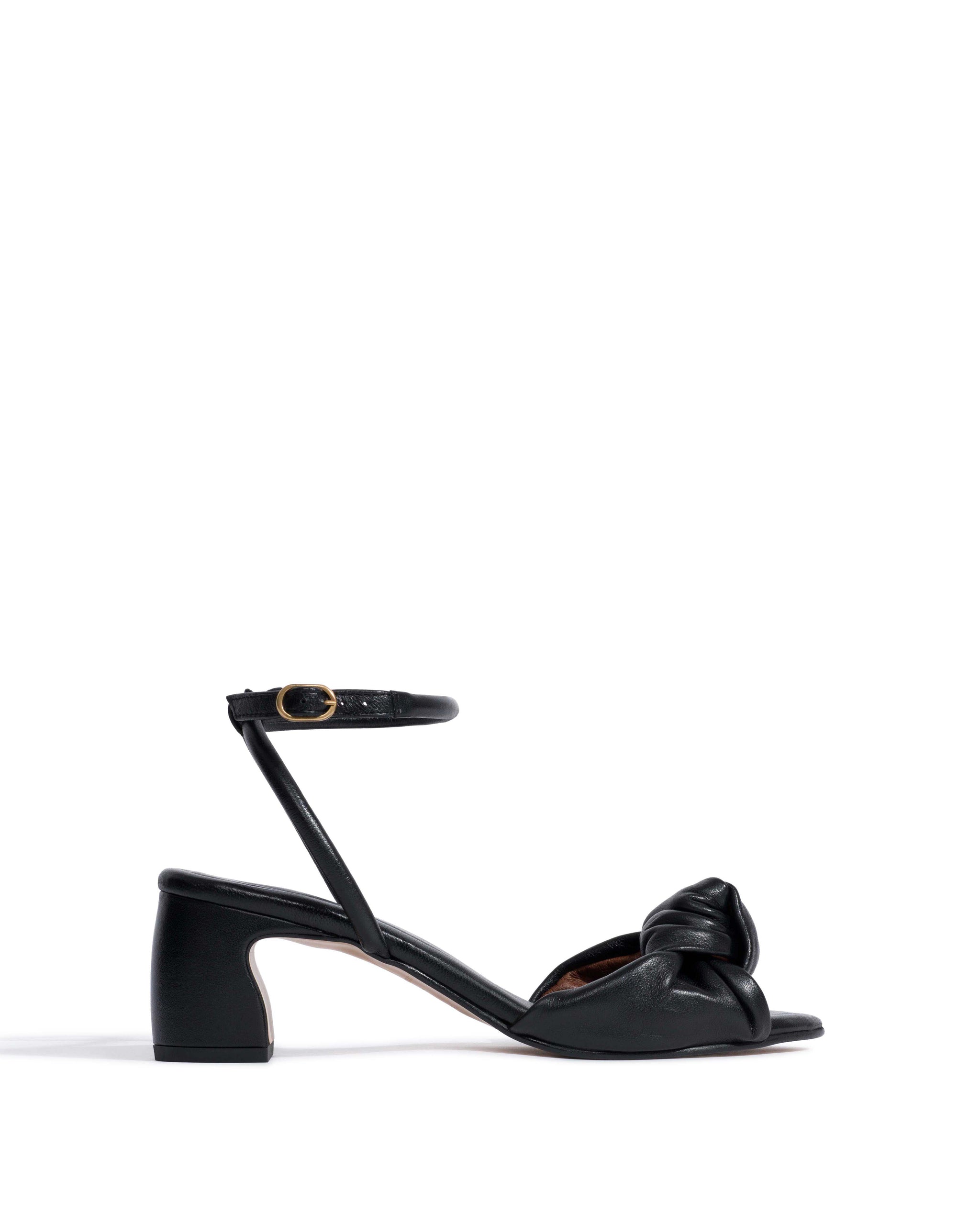 Curvey 50 Shiny lamb Black - Anonymous Copenhagen Heels