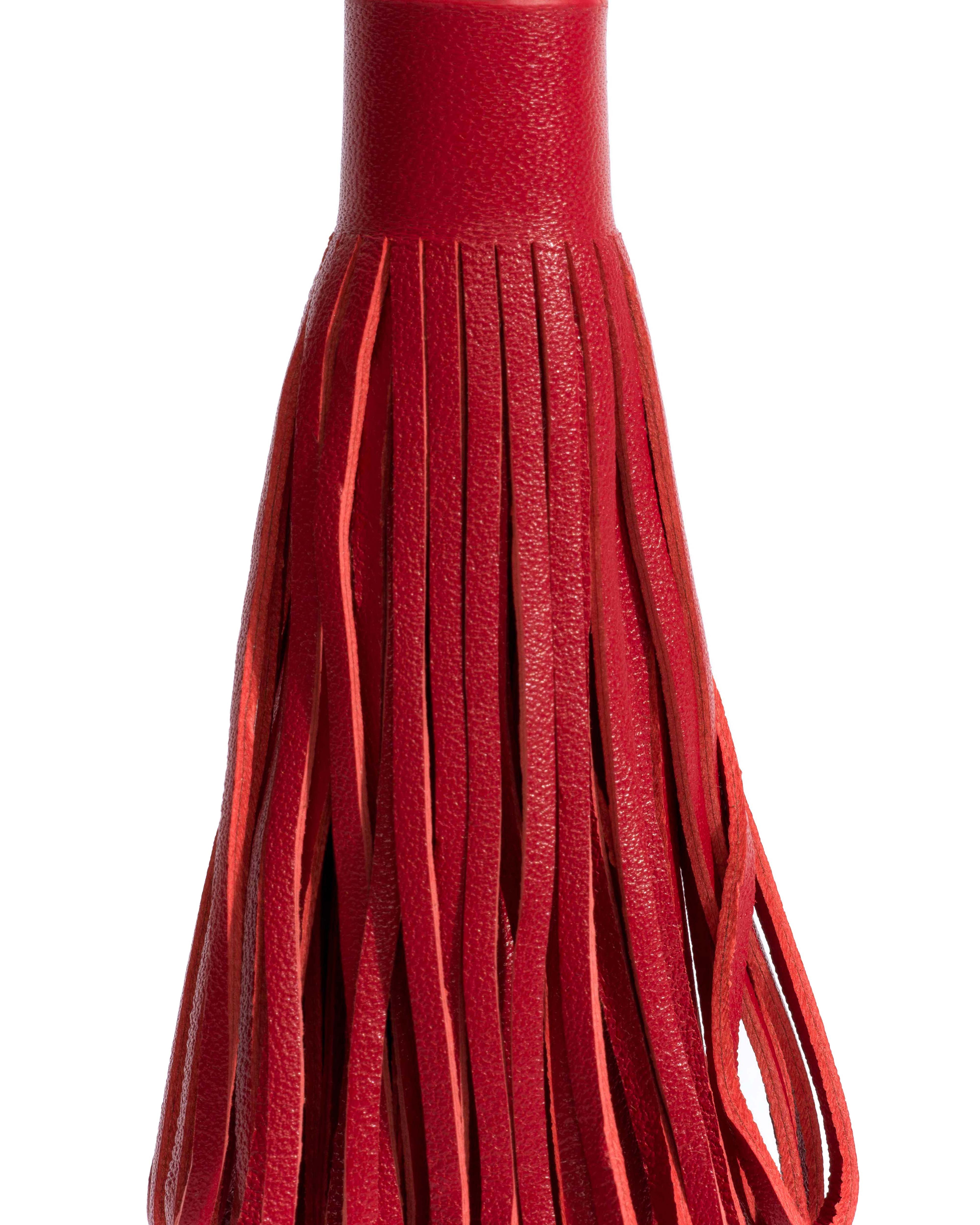 Katty fringe keyring Shiny lamb Ruby red