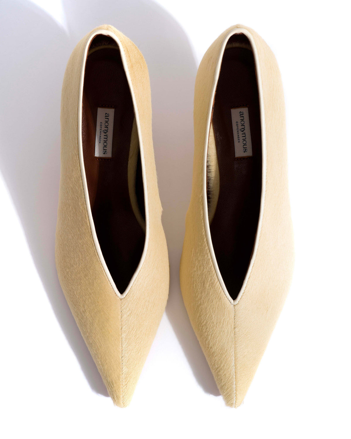 Phia 55 pin Calf hair Ivory