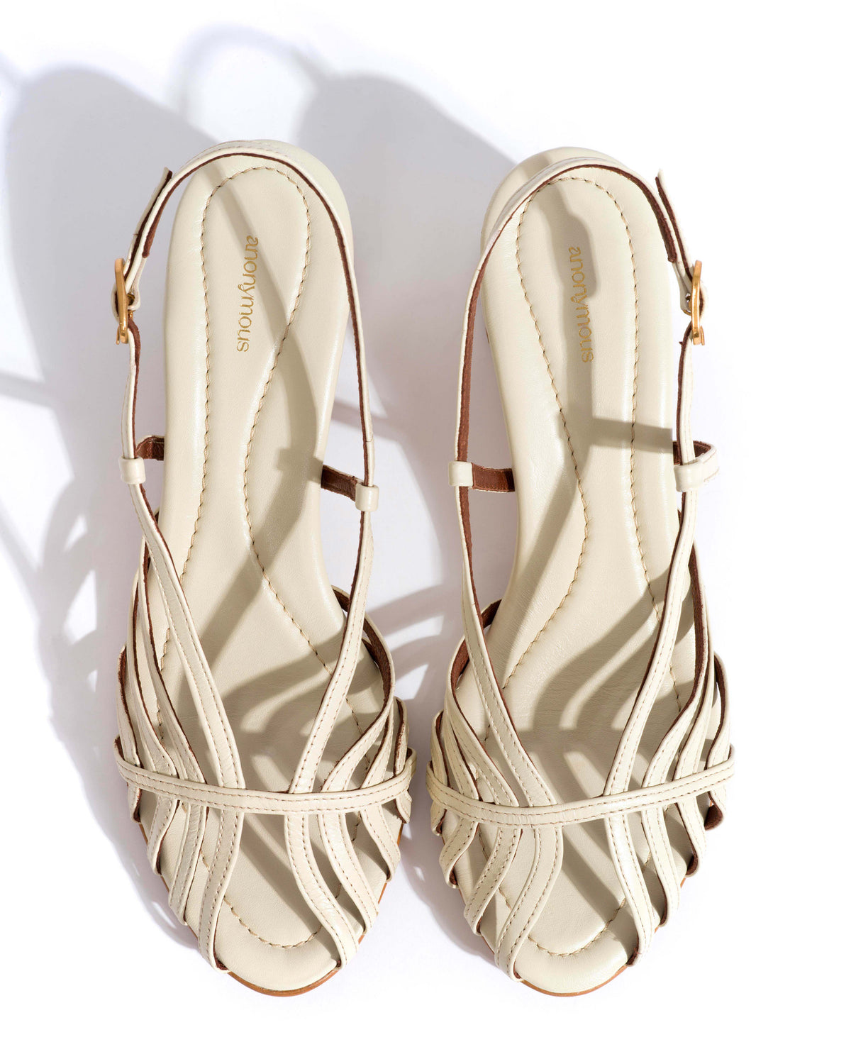 Briddie 50 Shiny lamb White sand