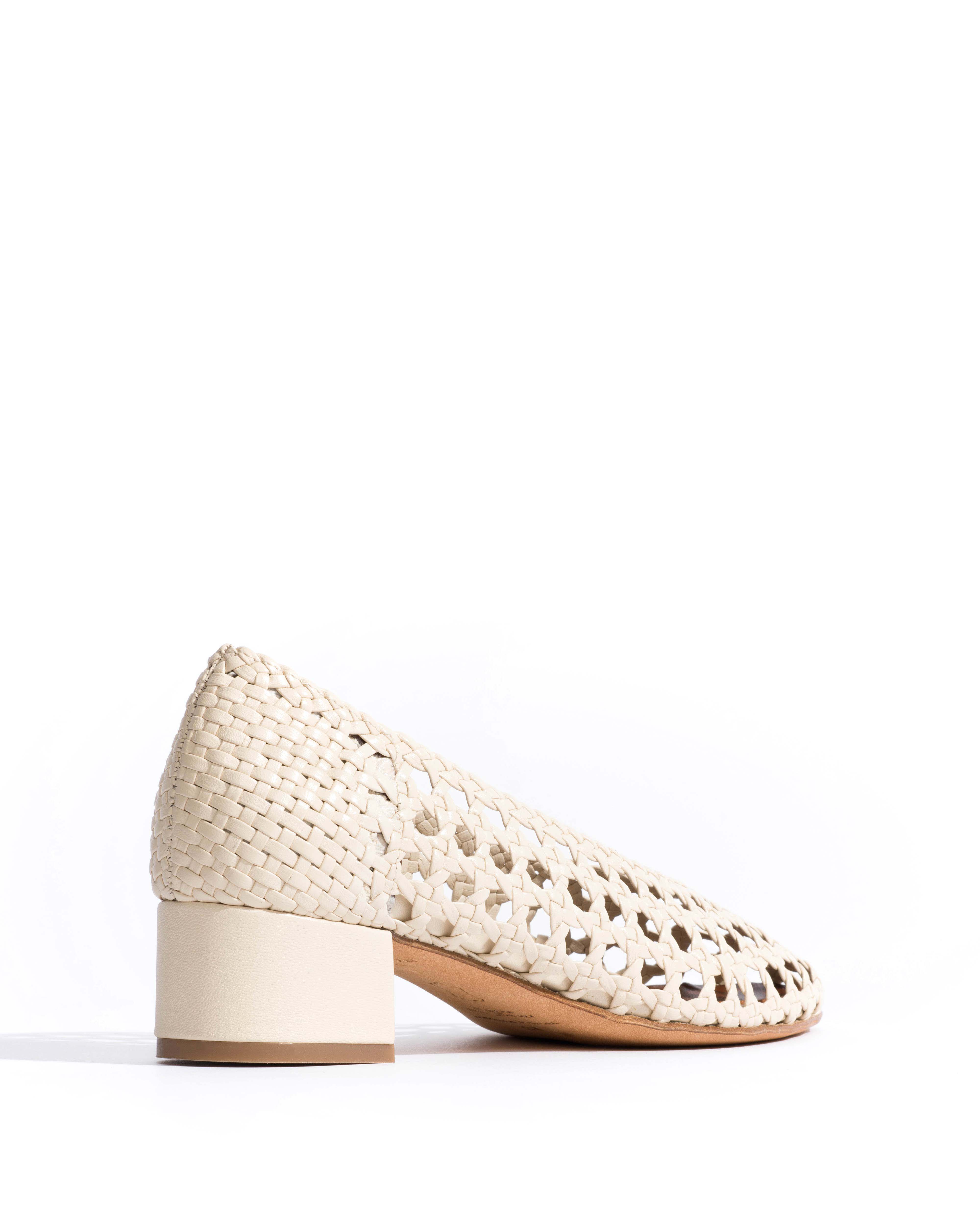 Sessi 40 Hand-braided leather White sand