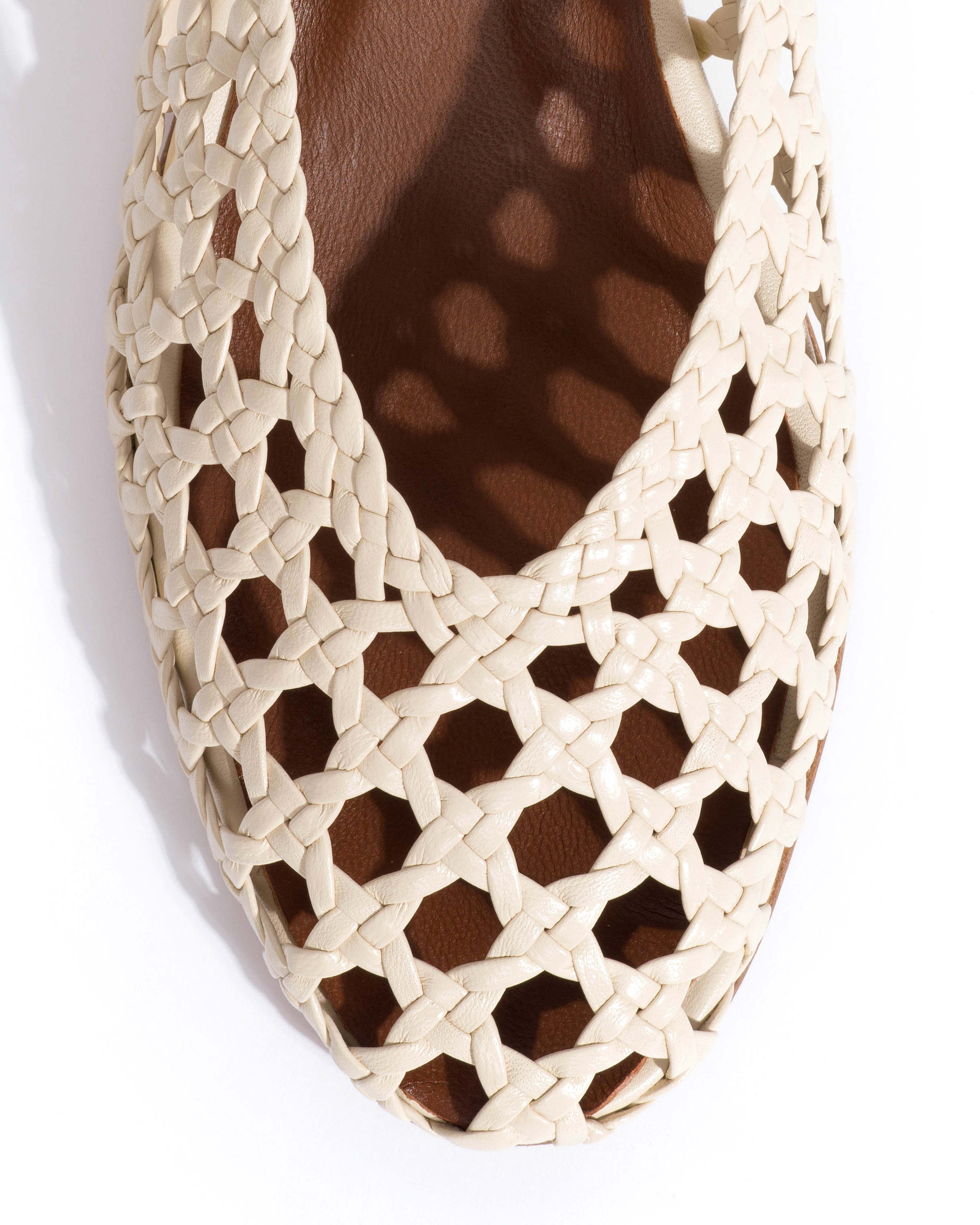 Sessi 40 Hand-braided leather White sand