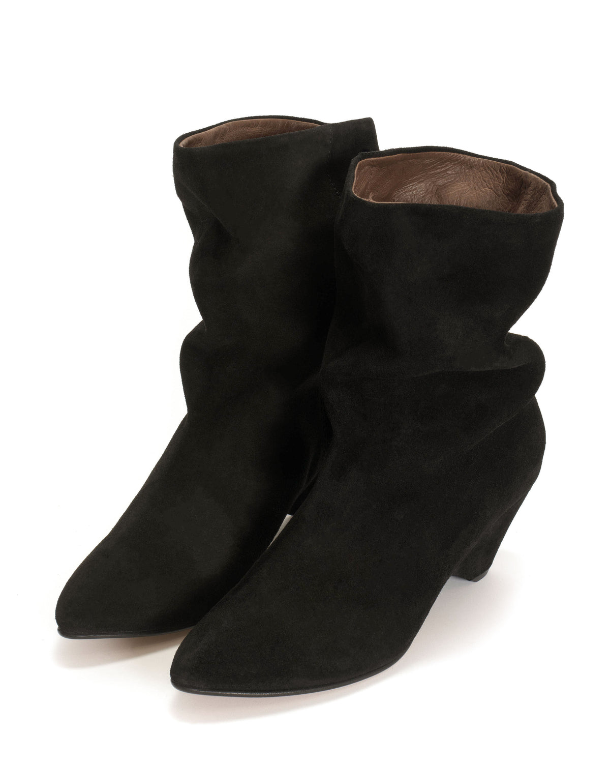 Vully 50 triangle Calf suede Black