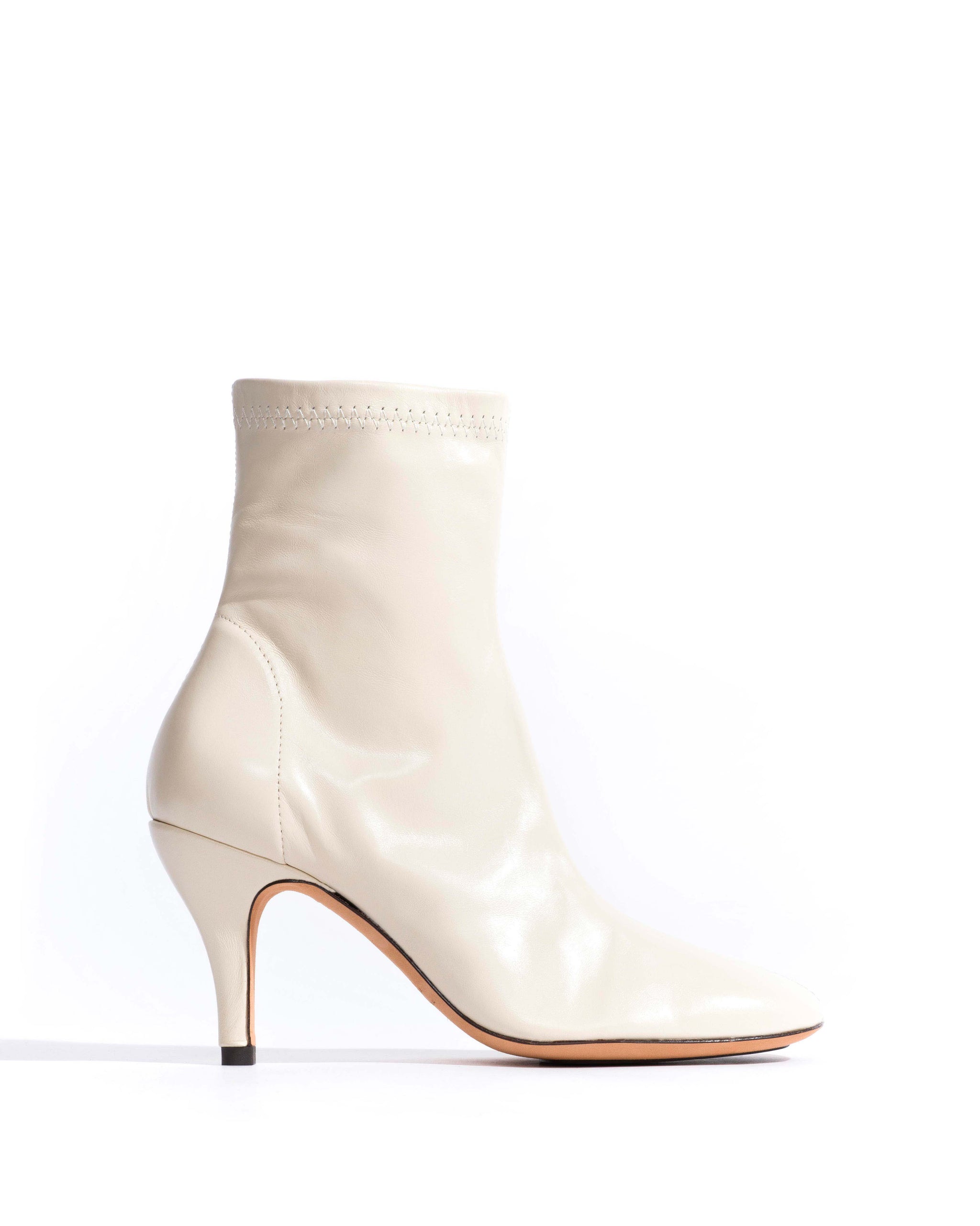 Adriana 80 Crinkled polished goat White sand